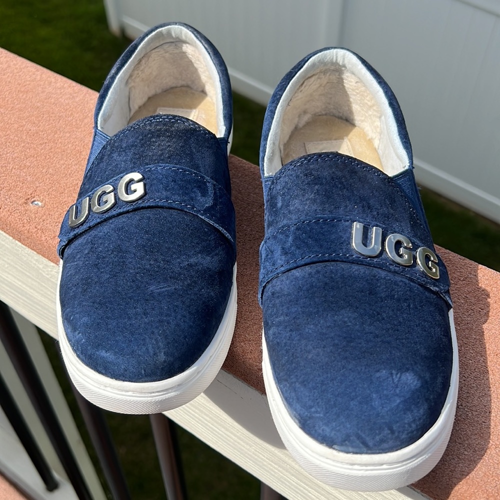 Ugg Sneakers View 3